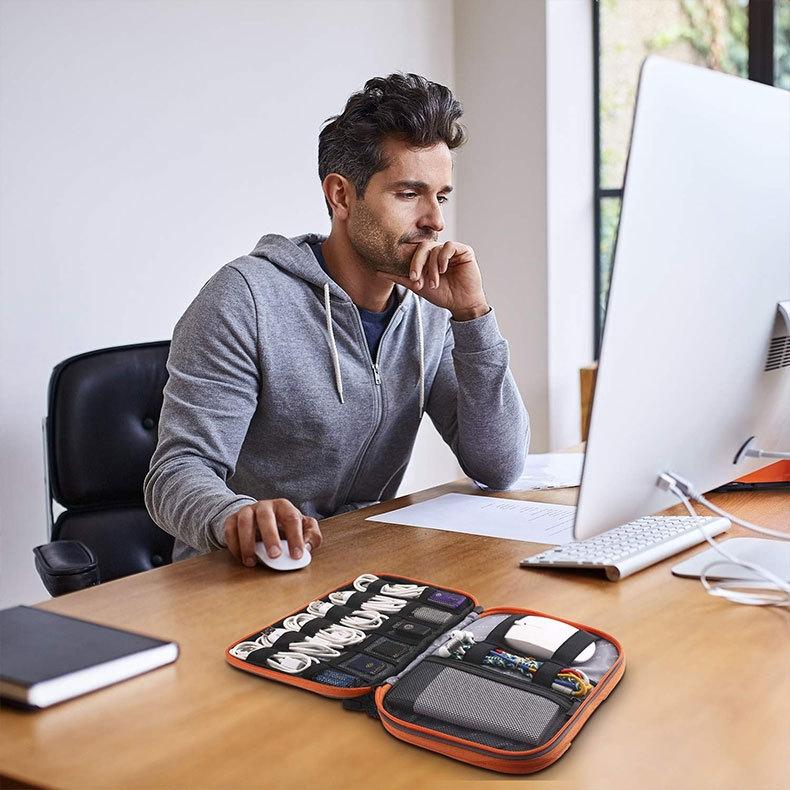 Portable Multi-Functional Headphone Charger And Data Cable Storage Bag - 25 X 18 X 5Cm - Grey