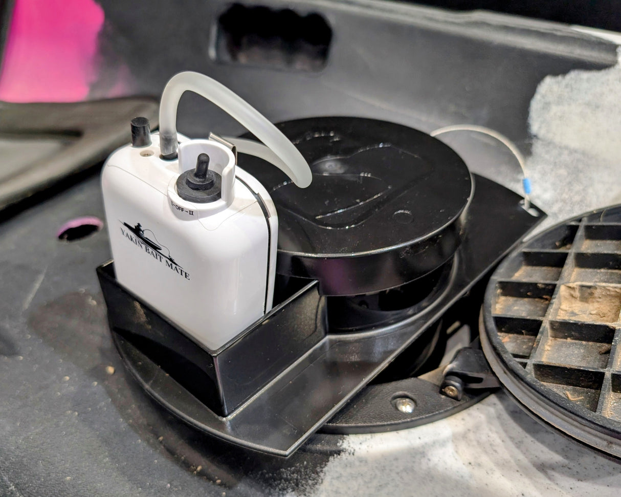 YAKIN Bait Mate - Live Bait Bladder for Fishing Kayaks